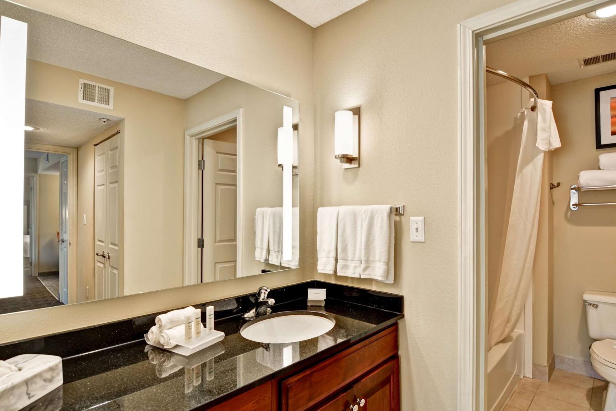 Homewood Suites By Hilton Kansas City/Overland Park Exterior photo