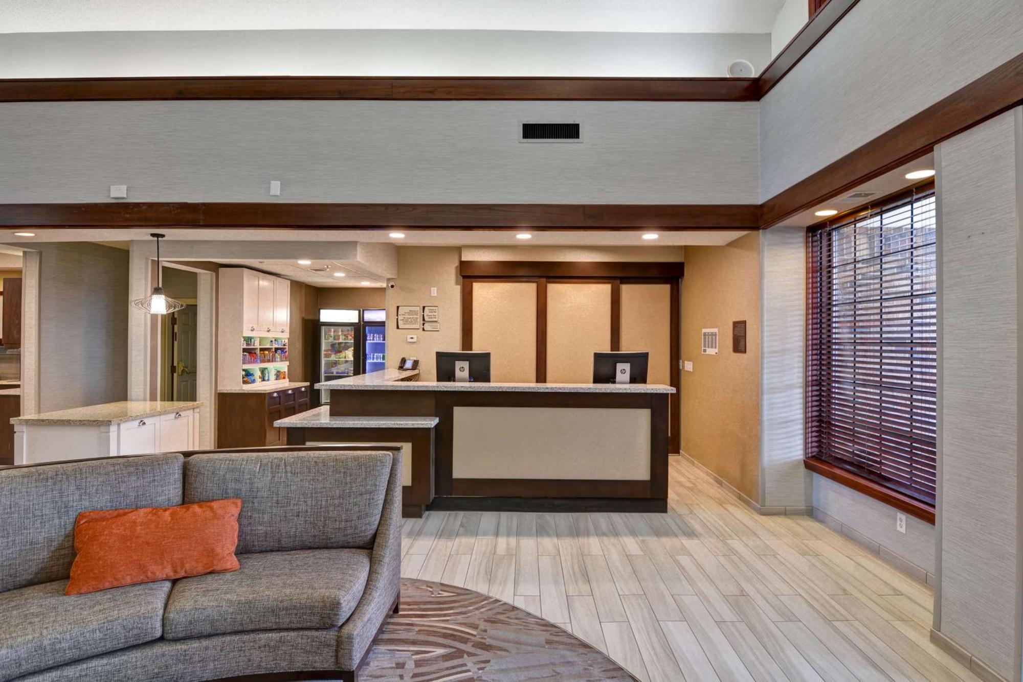Homewood Suites By Hilton Kansas City/Overland Park Exterior photo