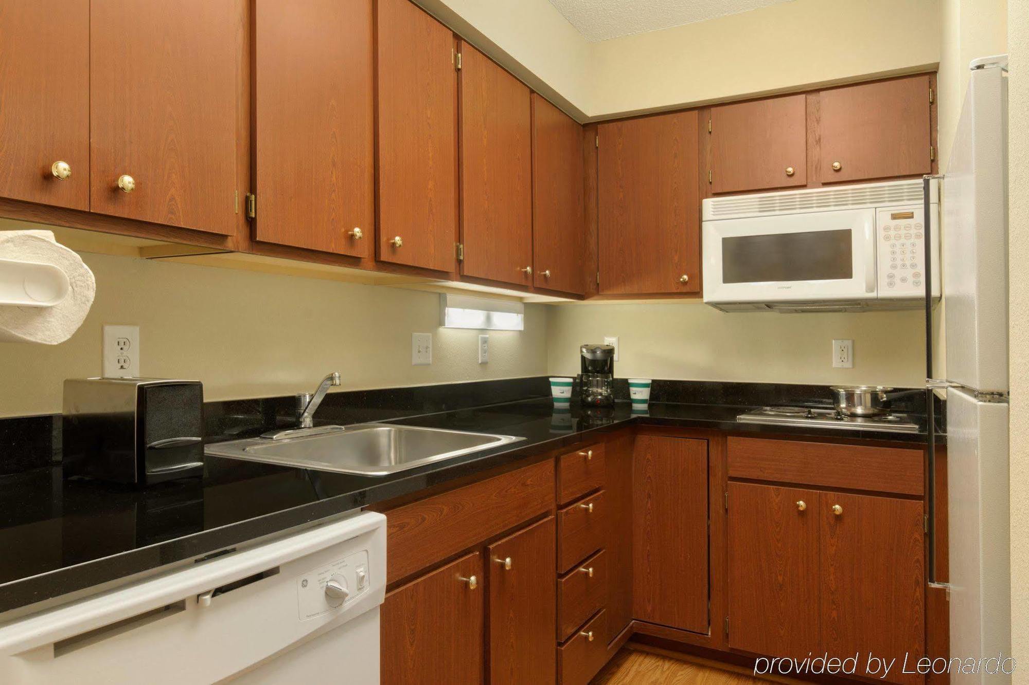 Homewood Suites By Hilton Kansas City/Overland Park Exterior photo